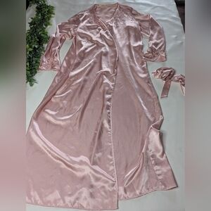 Flora Pale Pink Satin-like Robe Size L/XL